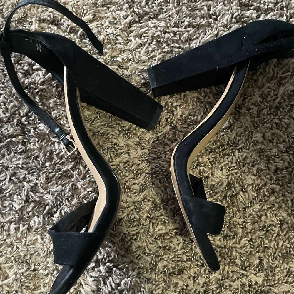 Express heels - Picture 2 of 2